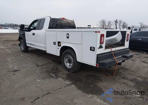 2018 Ford F-250 Xl z USA, uszkodzony, nr VIN 1FD7X2A65JEC69149